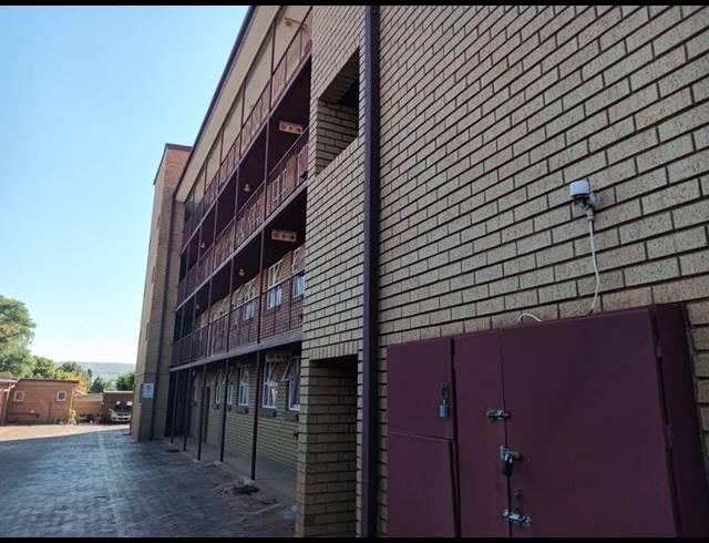 2 BEDROOM APARTMENT FOR SALE IN PRETORIA GARDENS